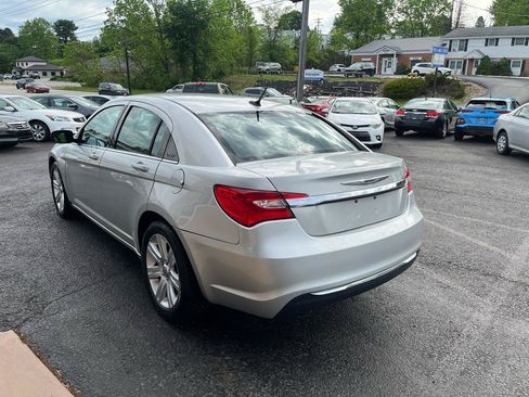 Used 2012 Chrysler 200 Touring w/ Cold Weather Group FWD image 7