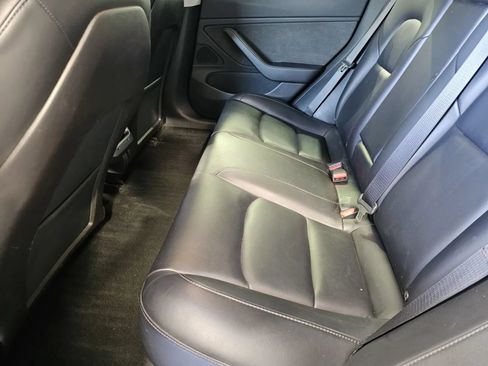 Used 2019 Tesla Model 3 Standard Range Plus RWD image 13