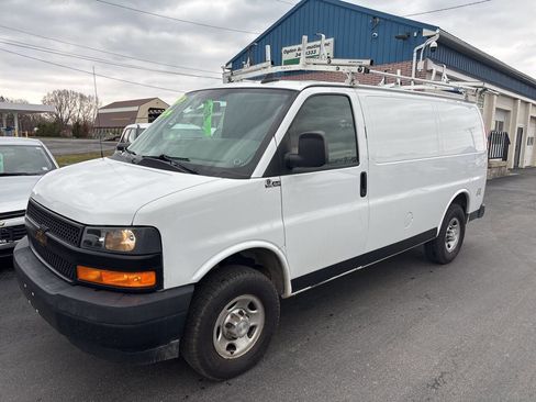 Used 2019 Chevrolet Express 2500 w/ Driver Convenience Package RWD image 2