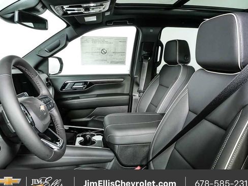 New 2026 Chevrolet Suburban Premier w/ Sun And Tow Package image 5