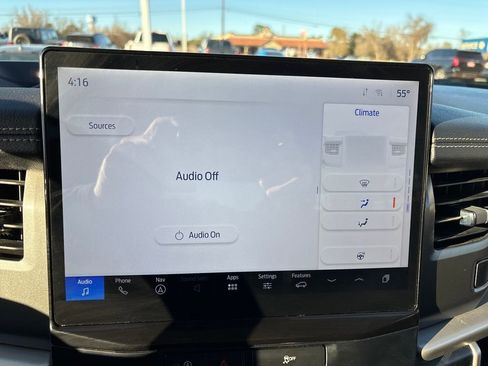 Used 2024 Ford Expedition XLT image 20