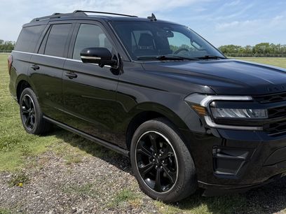 Used 2023 Ford Expedition Limited