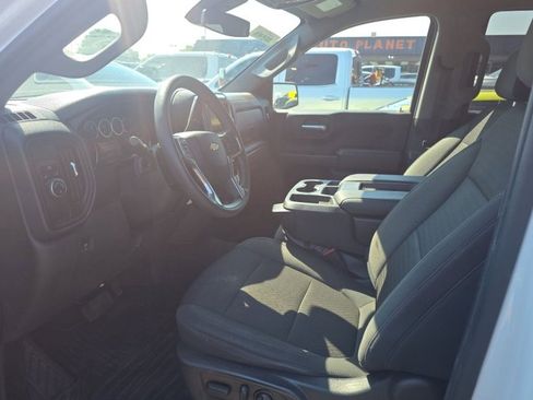 Used 2022 Chevrolet Silverado 1500 Custom w/ LPO, Blackout Package image 24