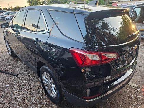 Used 2020 Chevrolet Equinox LT w/ Driver Convenience Package FWD image 4