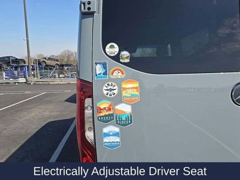 Used 2021 Mercedes-Benz Sprinter 144 Cargo w/ Comfort Plus Package image 27