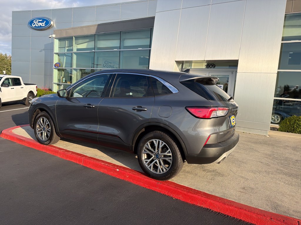 Used 2022 Ford Escape SEL AWD/4WD image 2