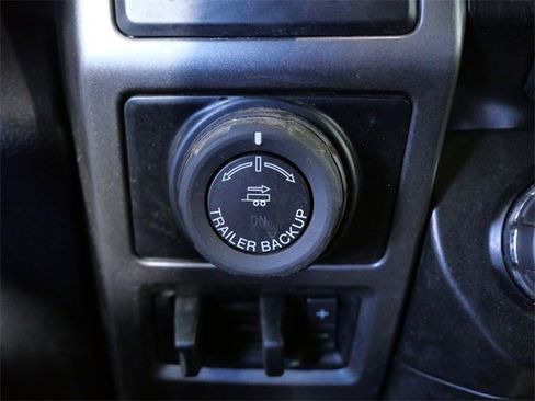 Used 2016 Ford F150 XLT w/ Equipment Group 302A Luxury image 24