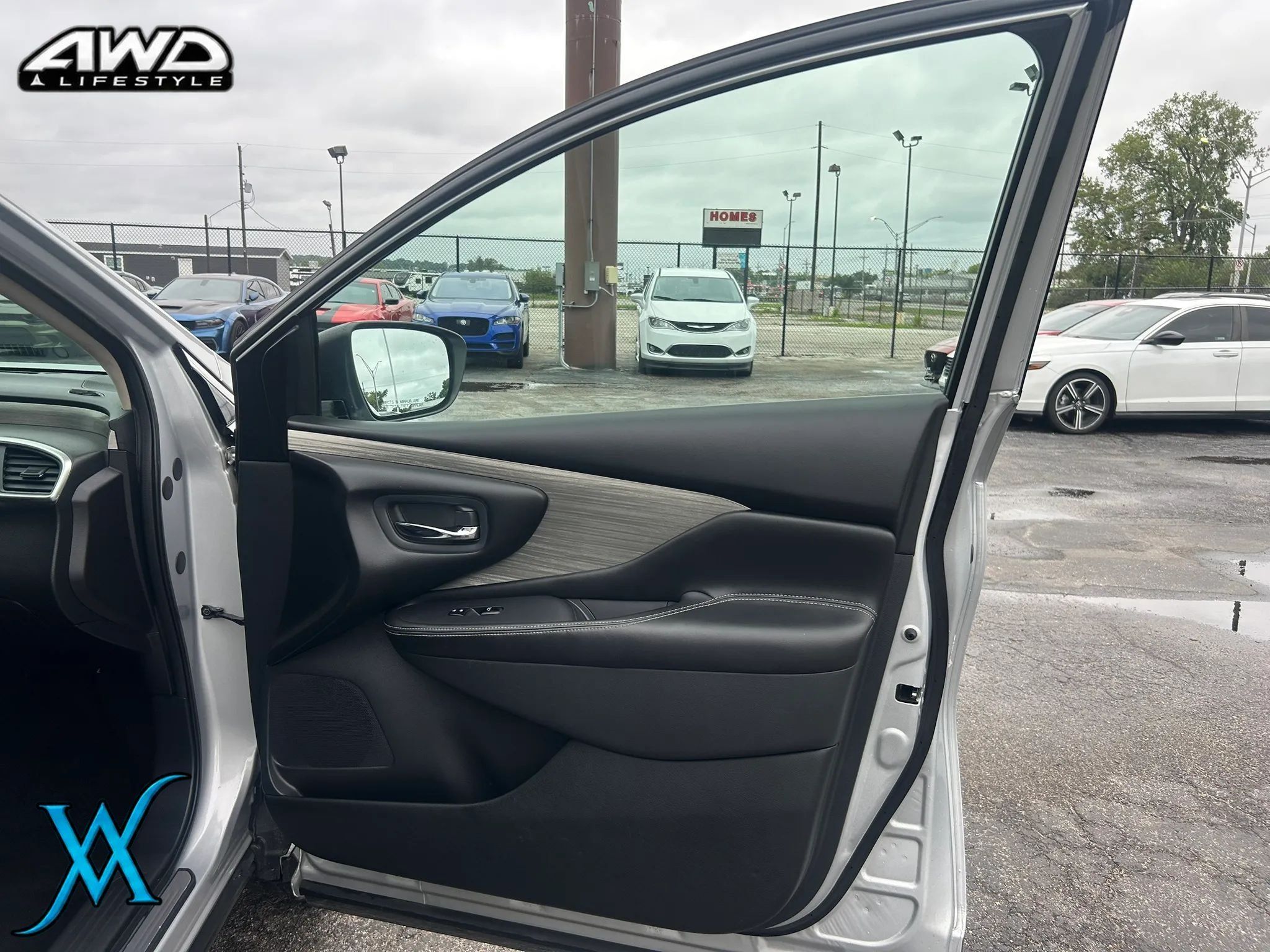 Used 2018 Nissan Murano S AWD/4WD image 25
