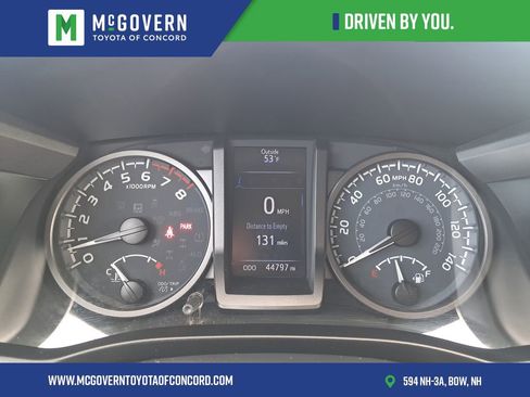 Used 2020 Toyota Tacoma TRD Off-Road w/ TRD Premium Off Road Package AWD/4WD image 38