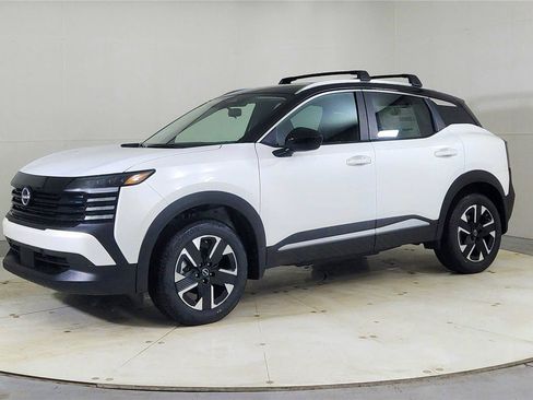 New 2026 Nissan Kicks SV w/ Cold Weather Package AWD/4WD image 3