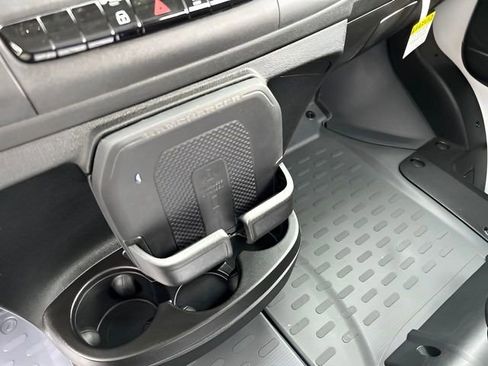 New 2024 RAM ProMaster 3500 w/ Leather Interior Group image 37