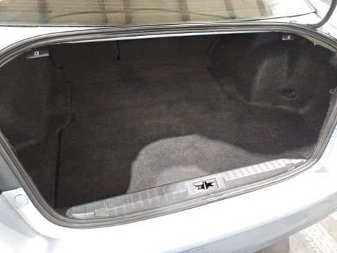 Used 2019 Subaru Legacy 2.5i Premium image 11