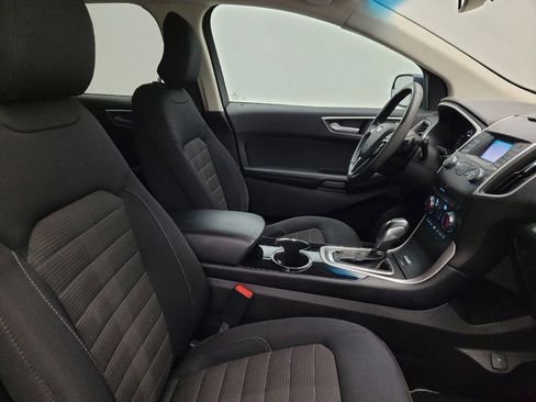 Used 2017 Ford Edge SEL image 21