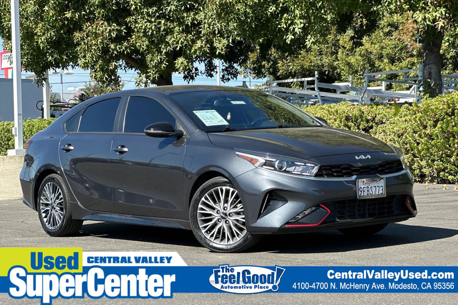 Used 2023 Kia Forte GT-Line FWD image 1