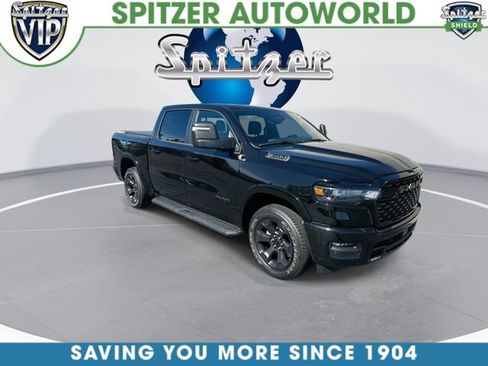 Used 2026 RAM 1500 Big Horn AWD/4WD image 3