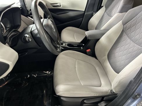 Used 2022 Toyota Corolla LE image 20