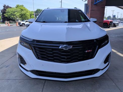 Used 2024 Chevrolet Equinox RS FWD image 10