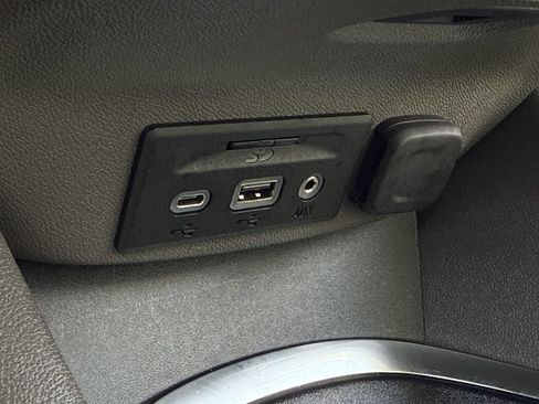 Used 2024 Chevrolet Malibu LT FWD image 22