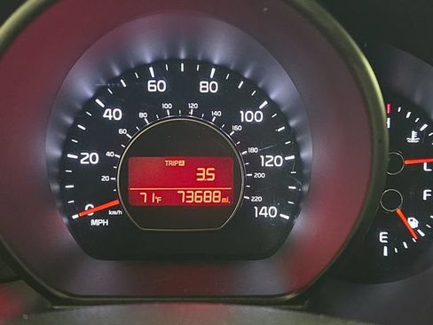 Used 2018 Kia Soul FWD image 16