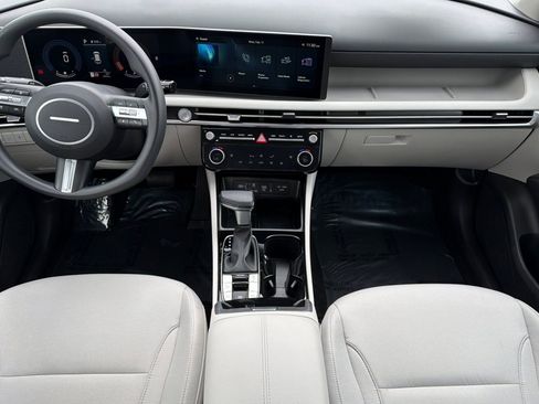 Certified 2025 Hyundai Tucson SEL image 16