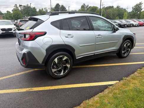 Used 2024 Subaru Crosstrek 2.5i Limited AWD/4WD image 5