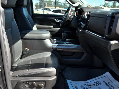 Used 2024 Chevrolet Silverado 1500 LTZ AWD/4WD image 60