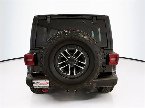 Used 2024 Jeep Wrangler Unlimited Rubicon image 6