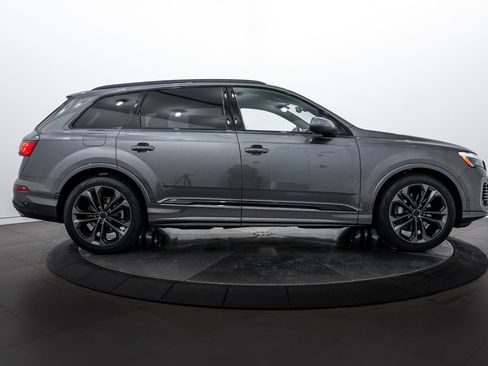 New 2026 Audi Q7 3.0T Premium Plus image 3