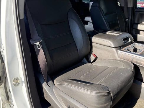 Used 2016 GMC Sierra 2500 Denali w/ Duramax Plus Package AWD/4WD image 18