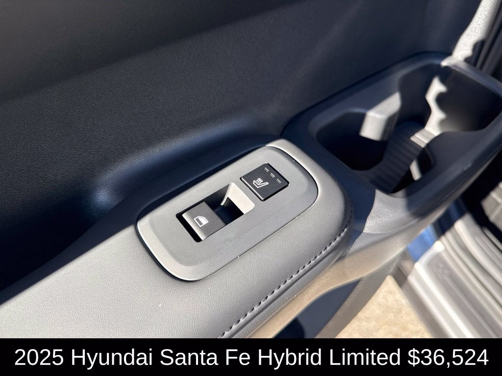 Used 2025 Hyundai Santa Fe Limited FWD image 17