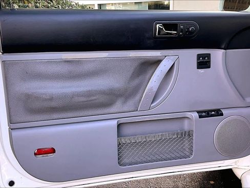 Used 2003 Volkswagen Beetle GL image 23