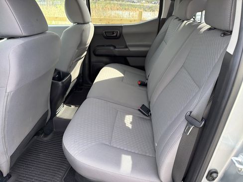 Used 2023 Toyota Tacoma SR AWD/4WD image 21
