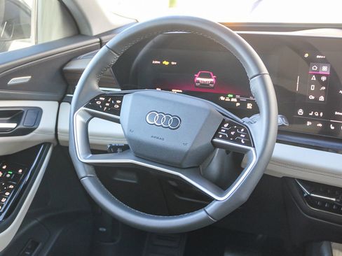 Certified 2025 Audi Q6 e-tron Premium Plus w/ Premium Plus image 17