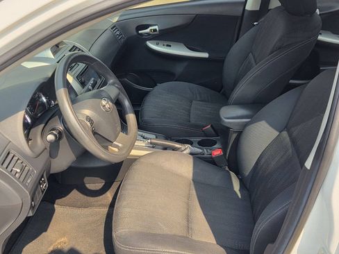 Used 2013 Toyota Corolla S FWD image 9