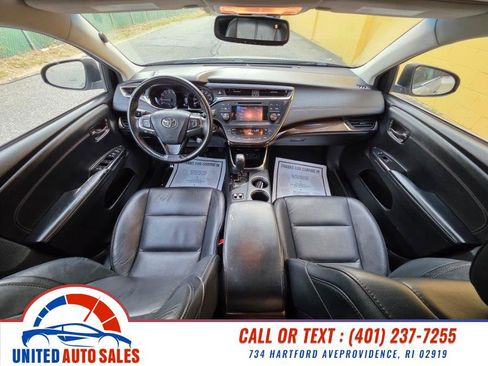 Used 2013 Toyota Avalon XLE Premium FWD image 15