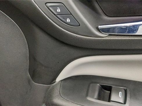 Certified 2019 Chevrolet Equinox LS w/ LS Convenience Package image 61