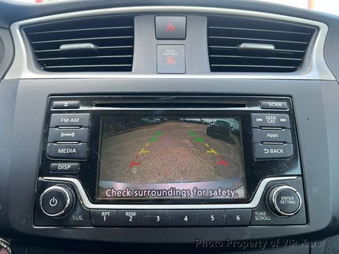 Used 2017 Nissan Sentra SV image 11