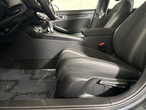 Certified 2025 Honda Civic Sport image 22