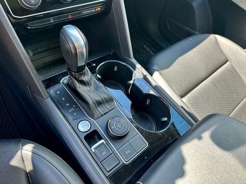 Used 2023 Volkswagen Atlas SE w/ Panoramic Sunroof Package AWD/4WD image 30
