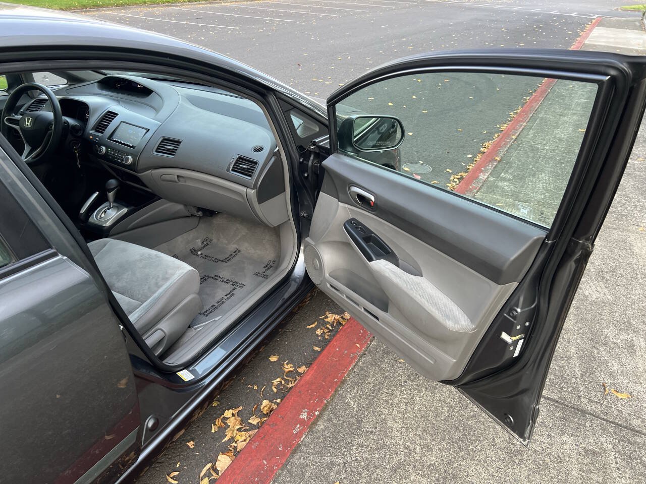Used 2010 Honda Civic LX image 8