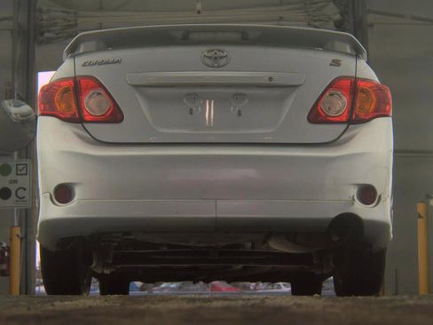 Used 2009 Toyota Corolla CE FWD image 7