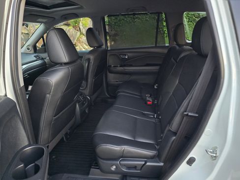 Used 2022 Honda Pilot EX-L image 18