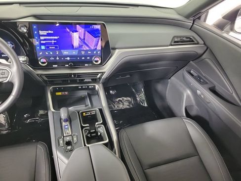 Used 2025 Lexus TX 350 FWD w/ Technology Package image 18