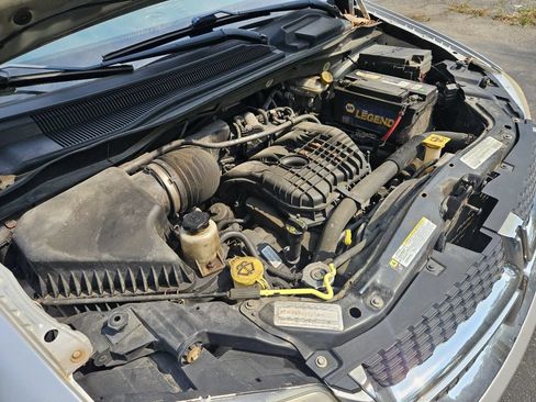 Used 2011 Dodge Grand Caravan Mainstreet w/ PWR Convenience Group FWD image 19