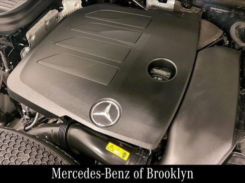 Used 2022 Mercedes-Benz GLC 300 GLC 300 image 35