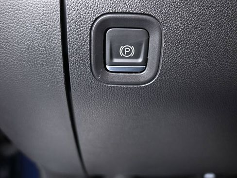 Used 2022 Chevrolet Silverado 1500 High Country image 33