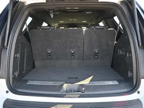 Used 2025 GMC Yukon Denali image 34