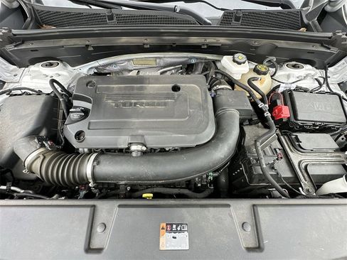 Used 2023 Buick Envision Essence image 24