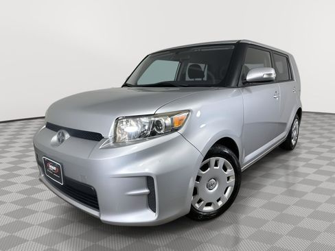 Used 2011 Scion xB Release Series 8.0 FWD image 1