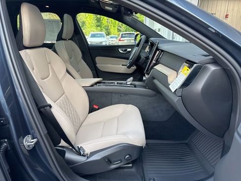 New 2026 Volvo XC60 B5 Plus w/ Protection Package Premier AWD/4WD image 12